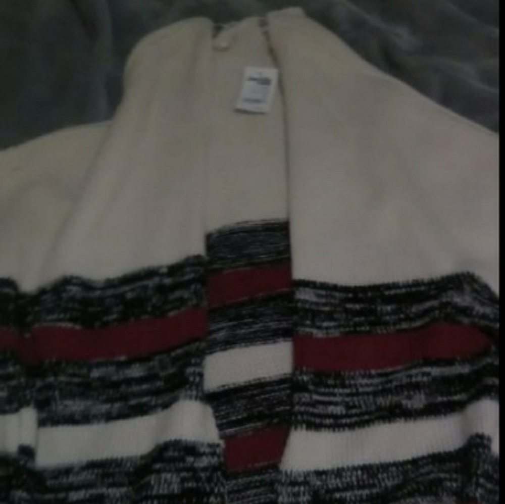 Cardigan - Picture 2 of 2